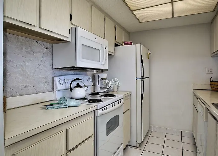 Apartment 440 West 1005n Private Balcony With Water View 23095 Clearwater Beach